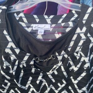 Kim Rogers Black and White Chevron Top
